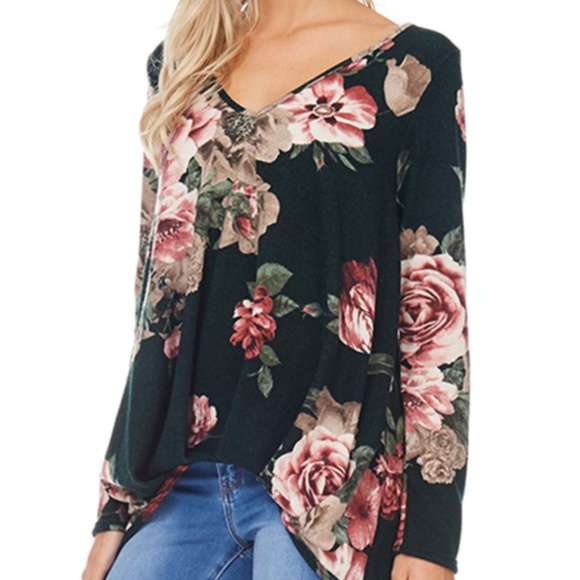 FASHION BOUTIQUE Tops - Long Sleeve Floral Print V Neck High Low Top